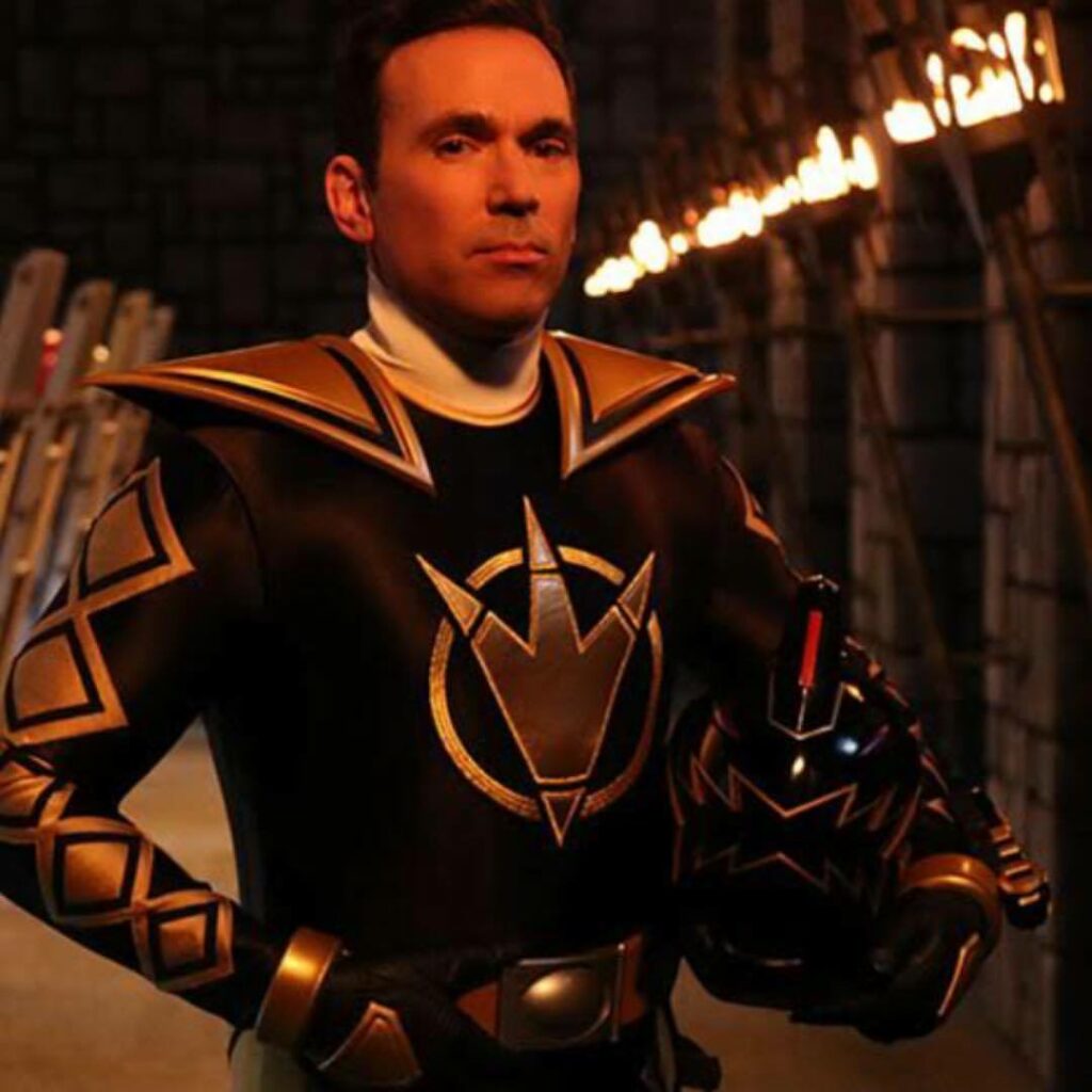 Tommy Oliver – Black Dino Ranger – 3D&T Alpha - NPCS - MRPG